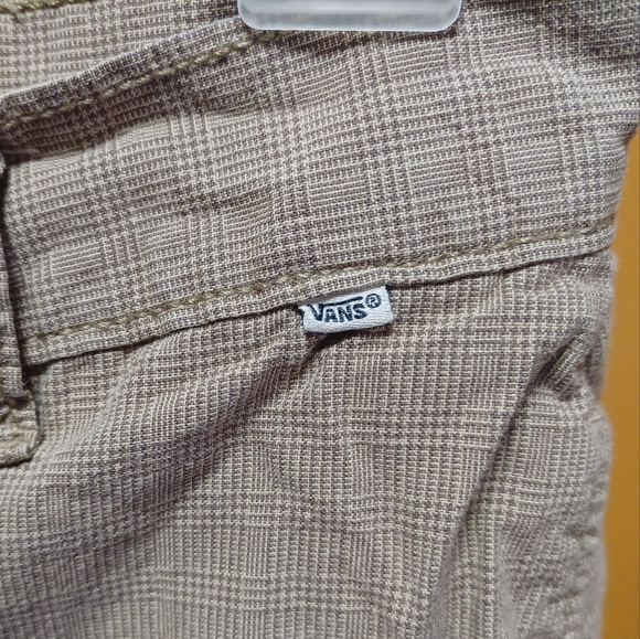 Vans Original "OFF THE WALL" Shorts - Picture 4 of 13